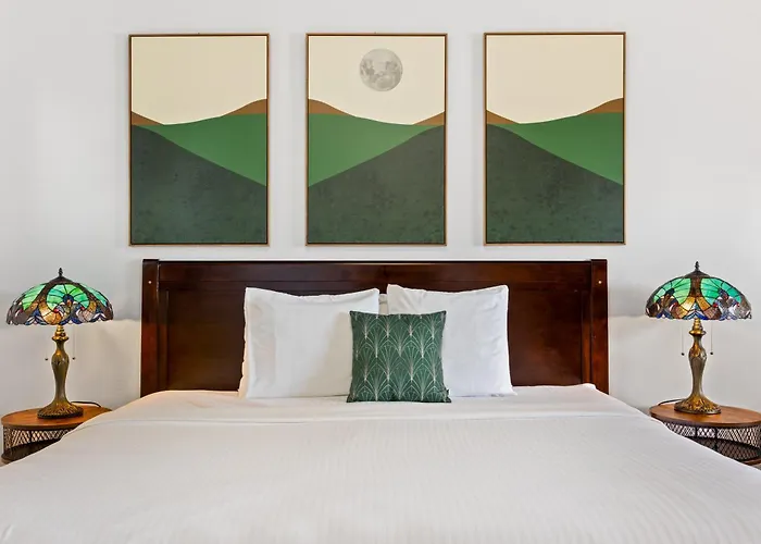Reeds Lodge